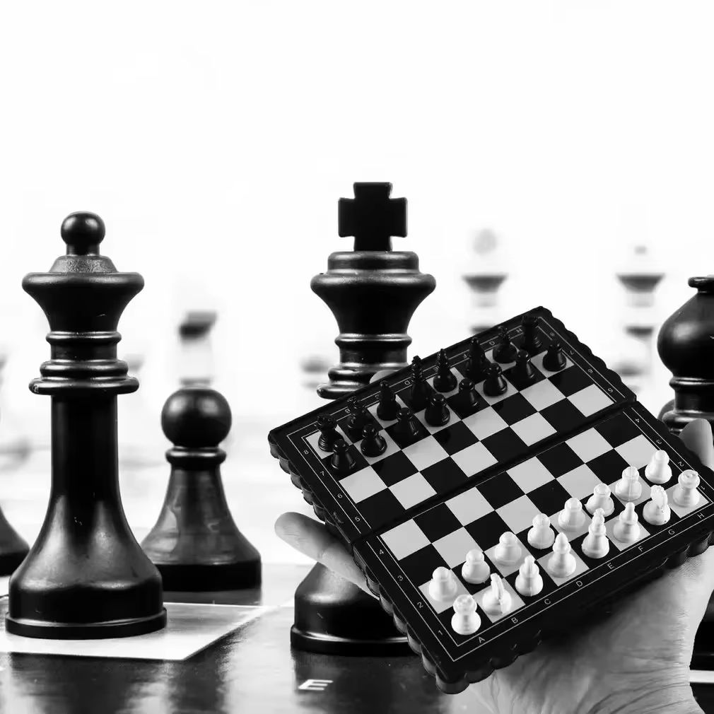 1Pc Mini Magnetic  Chess Set   - đánh giá và giá Outdoor Games For Kids