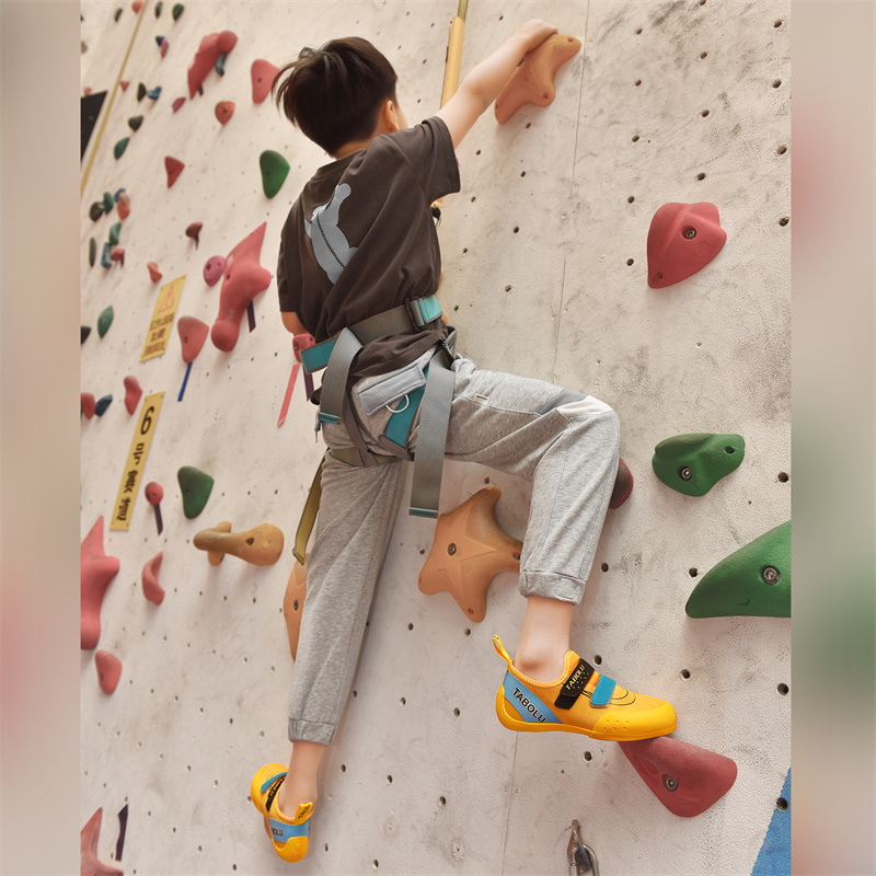 Rock-Climbing Shoes Boys Girls - đánh giá và giá Kids Outdoor Jumping