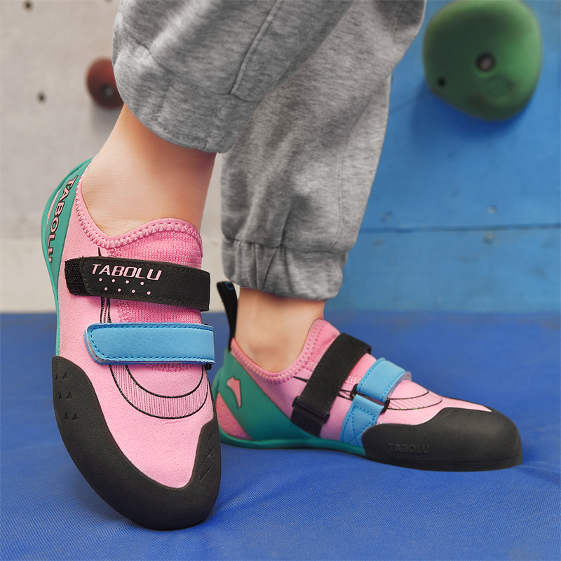 Children climbing shoes Ultral - đánh giá và giá Kids Outdoor Jumping