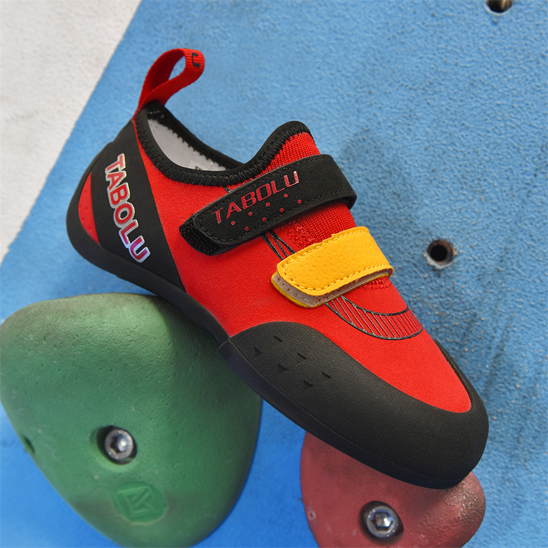 Children climbing shoes Ultral - đánh giá và giá Kids Outdoor Jumping