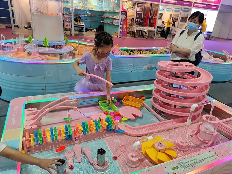 Bonhong Top Quality Amusement  - đánh giá và giá Kids Outdoor Water Play Table